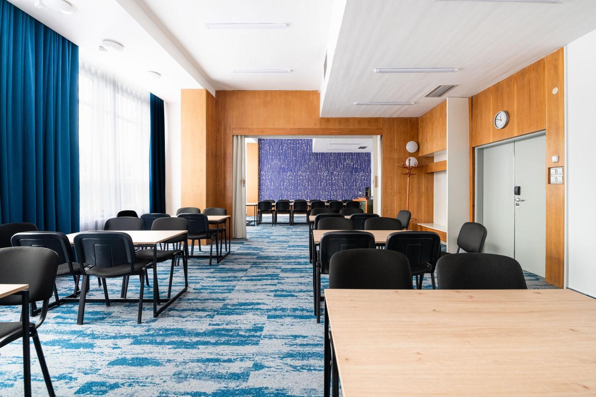 Ibis Styles Relax Roznov Pod Radhostem 호텔 외부 사진