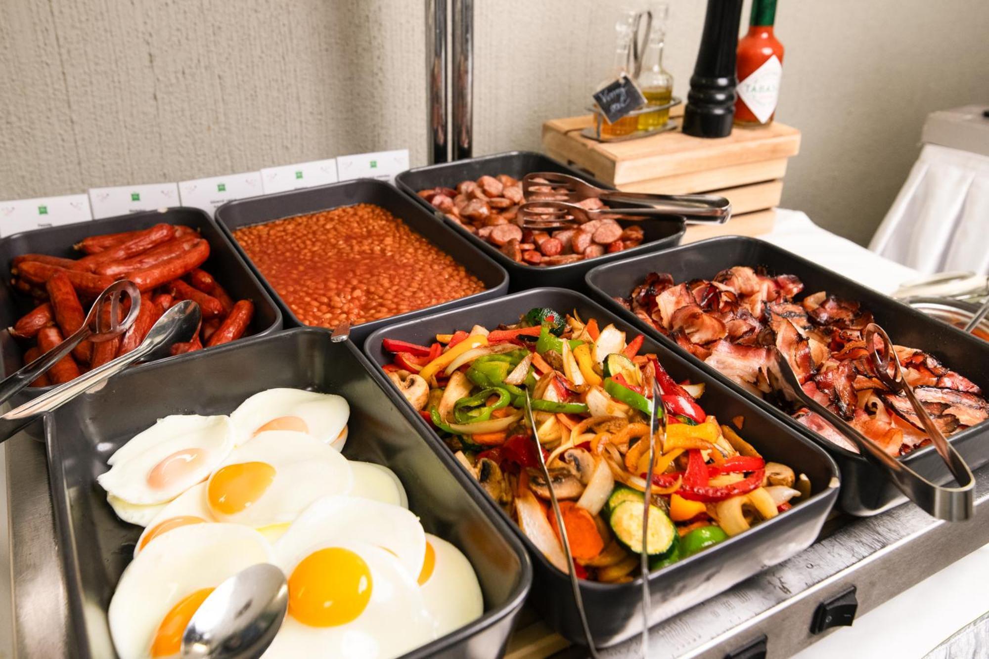 Ibis Styles Relax Roznov Pod Radhostem 호텔 외부 사진